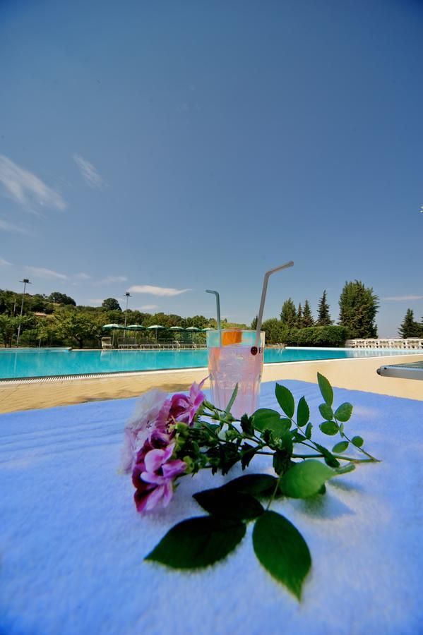 Villaggio Turistico Camping Il Fontino Scarlino Exteriér fotografie