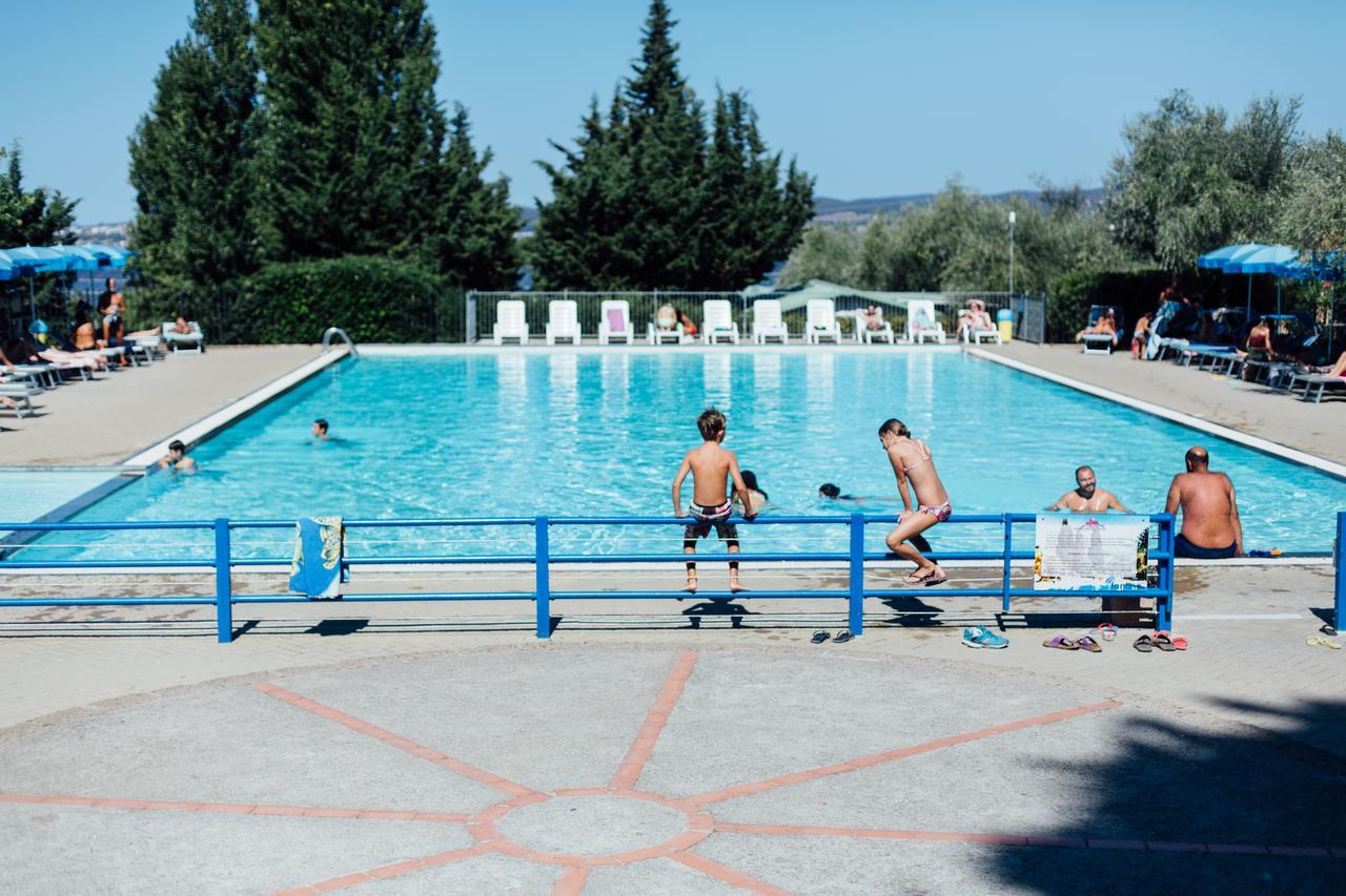 Villaggio Turistico Camping Il Fontino Scarlino Exteriér fotografie